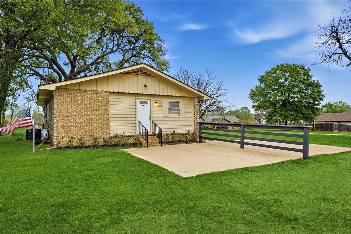 15106 County Road 431 Lindale TX 75771