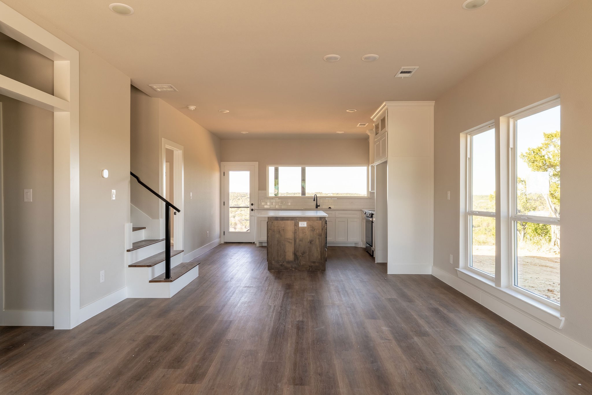 9100 Cherokee Court Rio Vista TX 76093