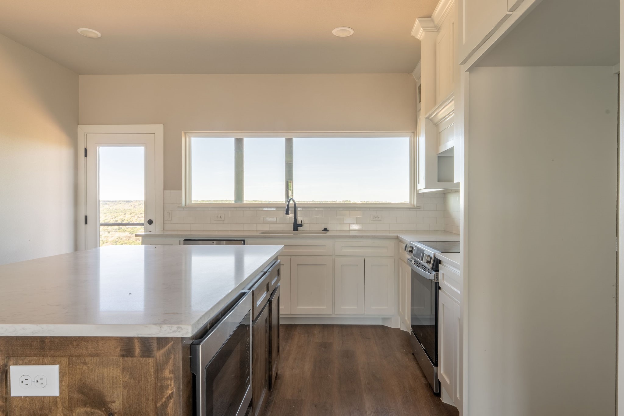 9100 Cherokee Court Rio Vista TX 76093