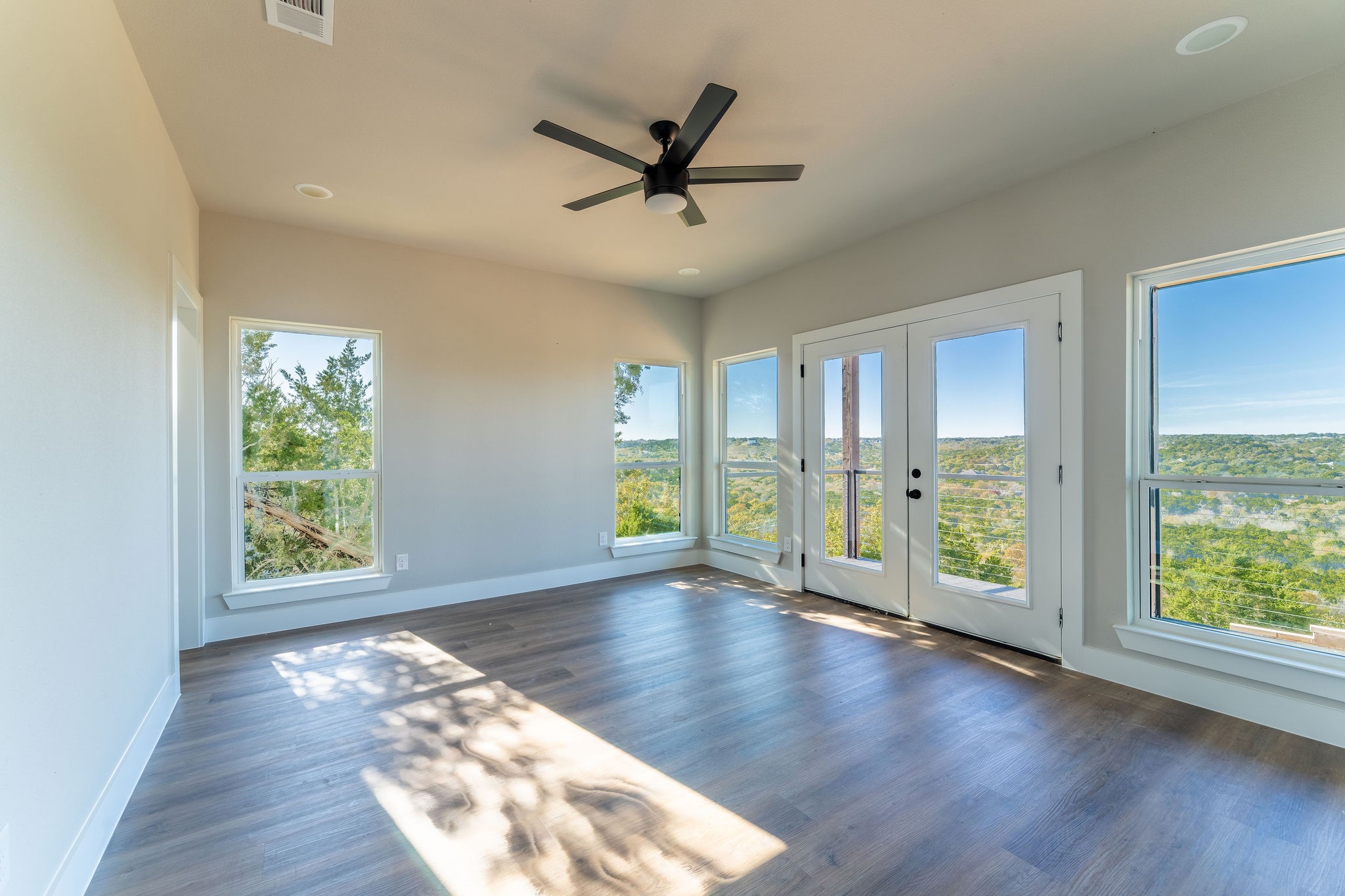 9100 Cherokee Court Rio Vista TX 76093