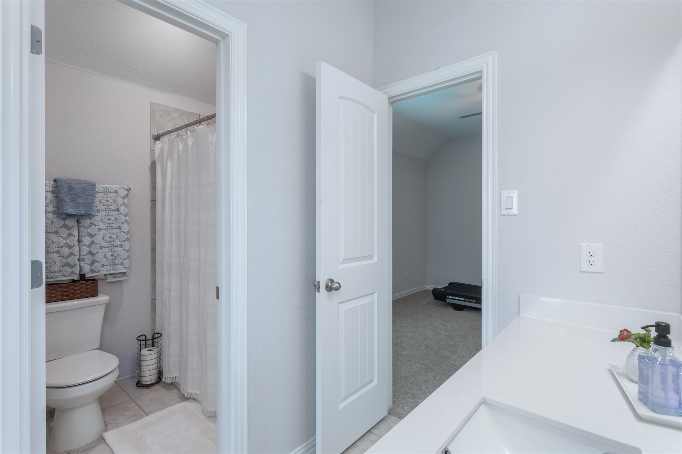 2536 Governors Boulevard Heath TX 75126