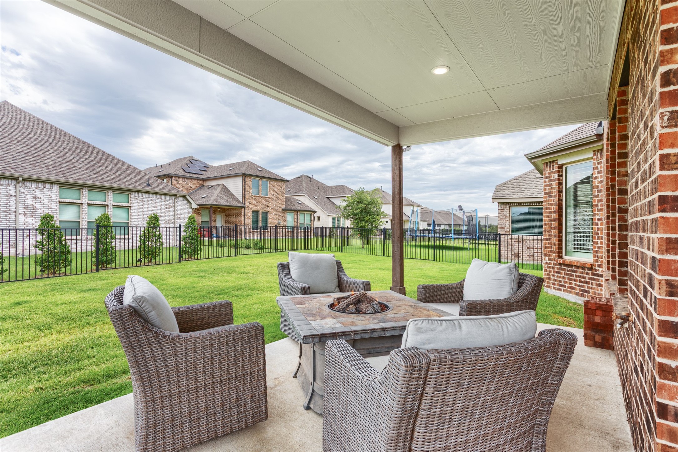 2536 Governors Boulevard Heath TX 75126