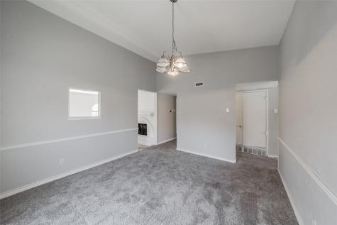 714 Woodlawn Lane Grand Prairie TX 75052