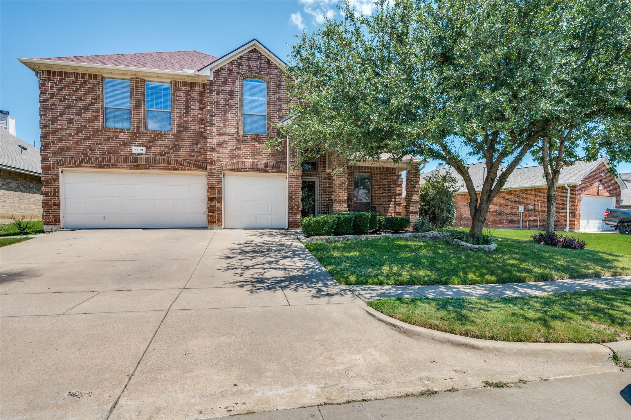 7703 Fallen Antler Place Arlington TX 76002