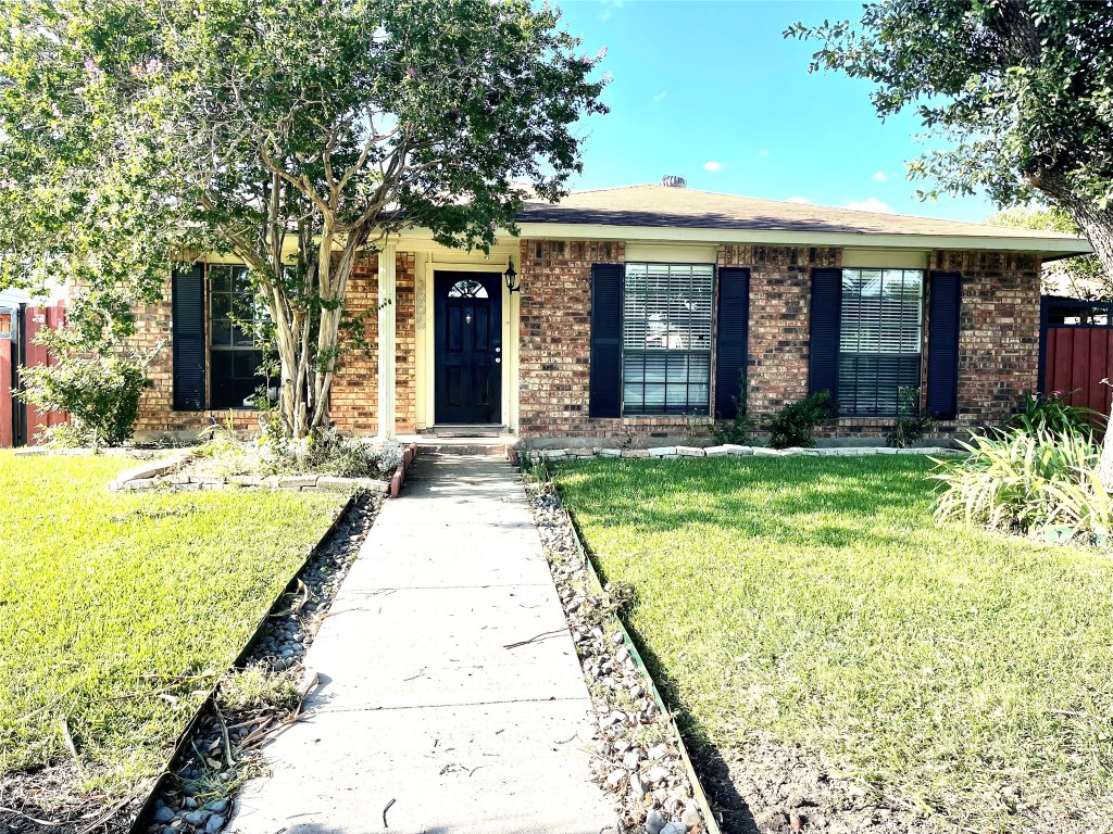 3005 Ridgemoor Drive Garland TX 75044