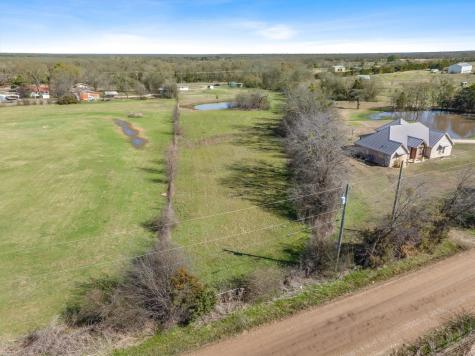 1910 Goodnight Boulevard Wills Point TX 75169