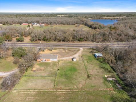1910 Goodnight Boulevard Wills Point TX 75169