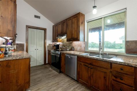 493 Browning Road Bellevue TX 76228