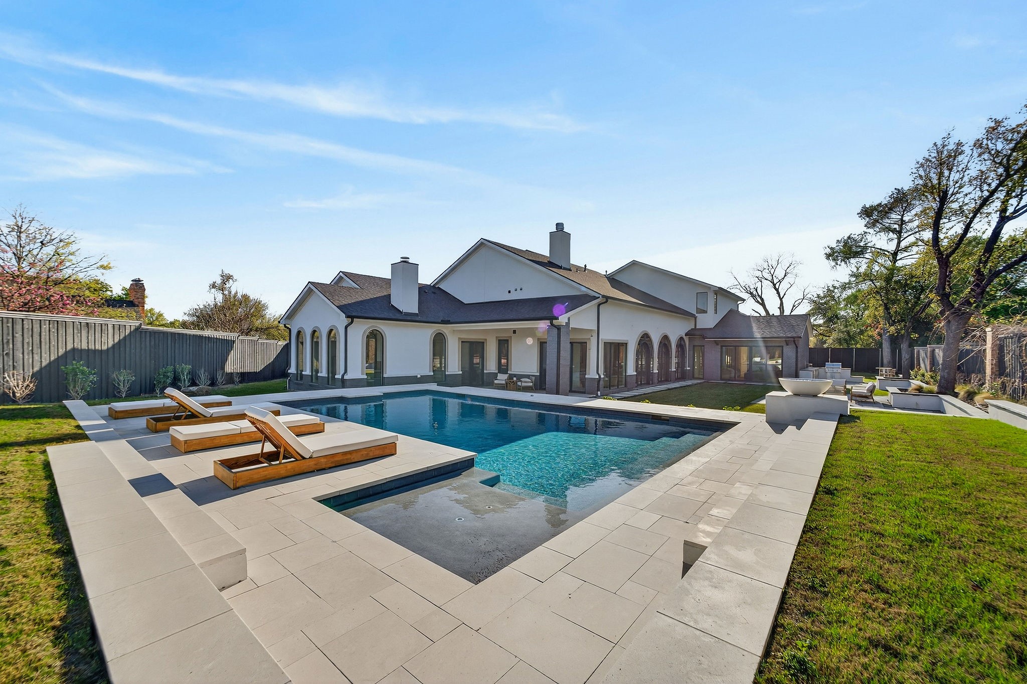 5615 Lobello Drive Dallas TX 75229