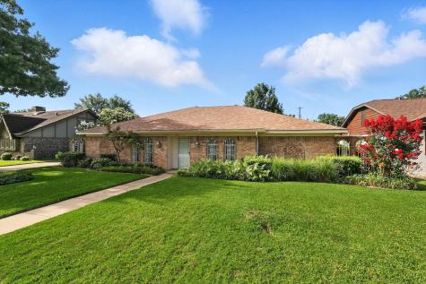 233 Hillview Drive Hurst TX 76054