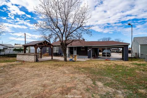 406 N Swenson Street Stamford TX 79553