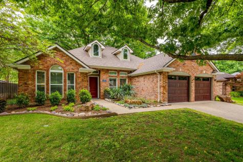 1236 Rio Grande Drive Benbrook TX 76126