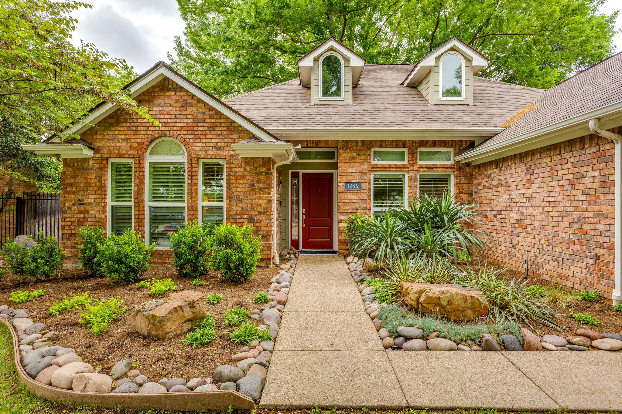 1236 Rio Grande Drive Benbrook TX 76126