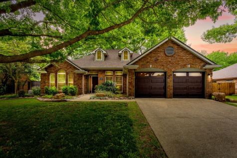 1236 Rio Grande Drive Benbrook TX 76126