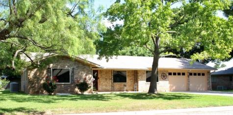 1703 Southgate Drive Brownwood TX 76801