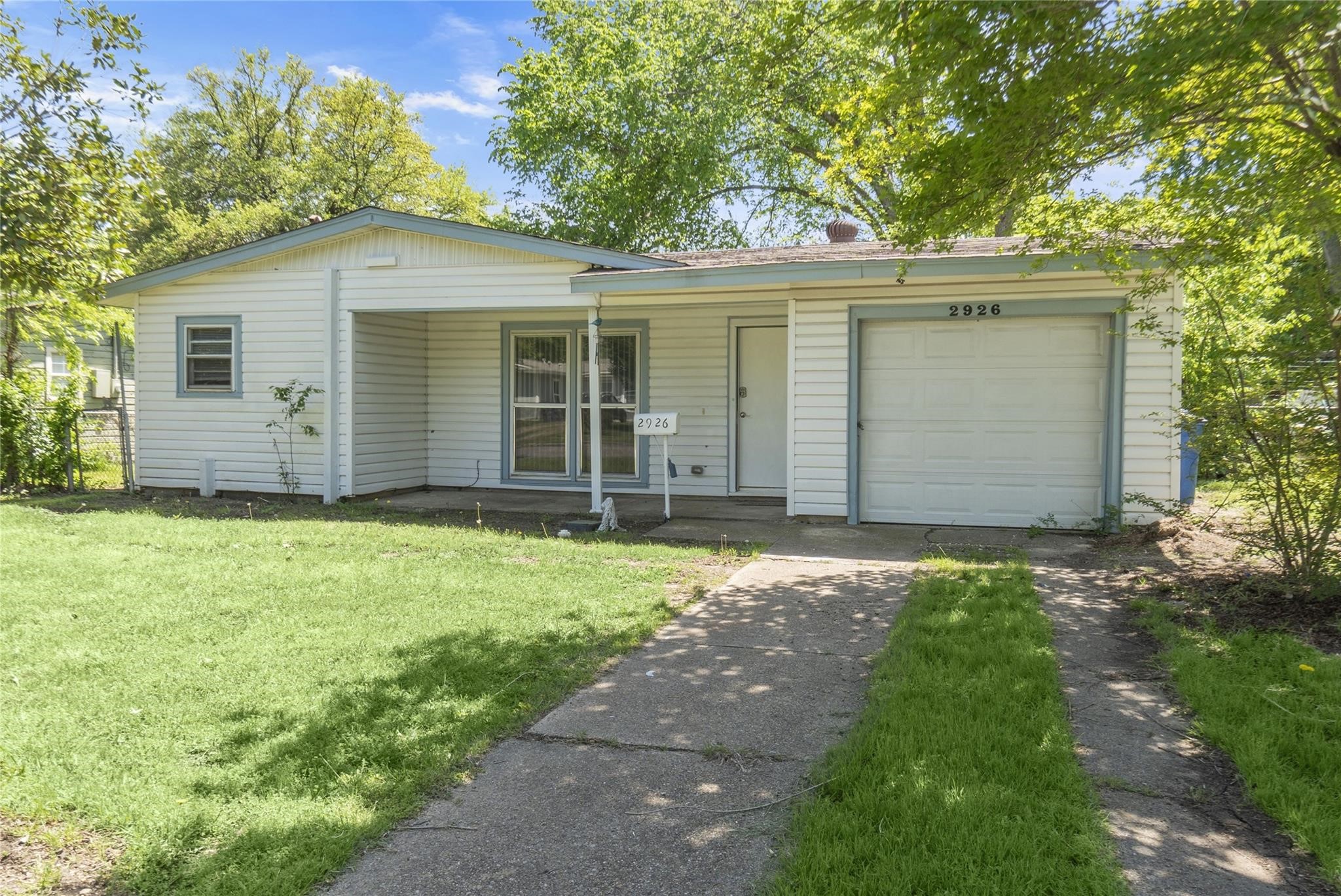 2926 Scottsbluff Drive Dallas TX 75228