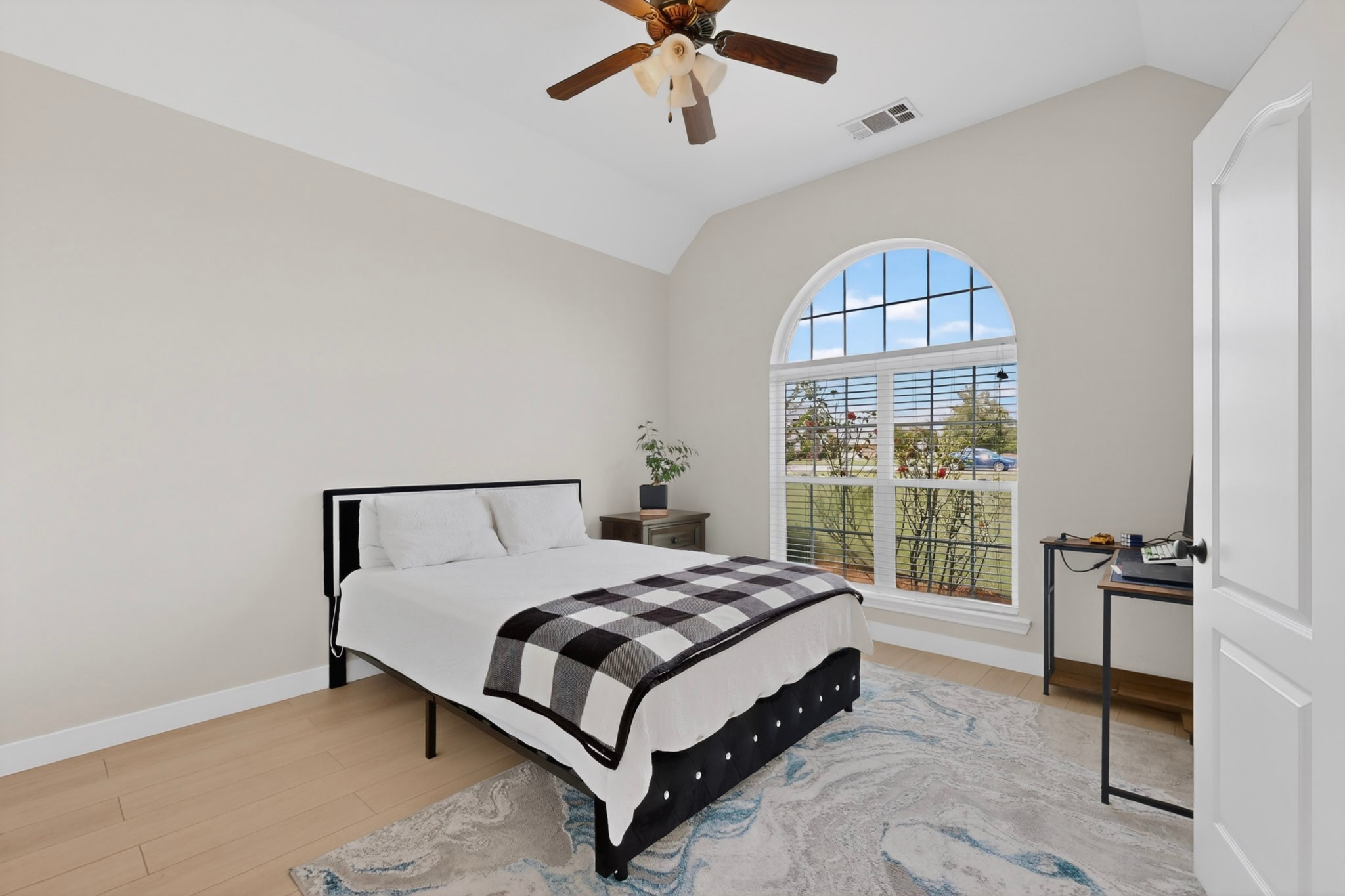 15144 Delaney Lane Talty TX 75126