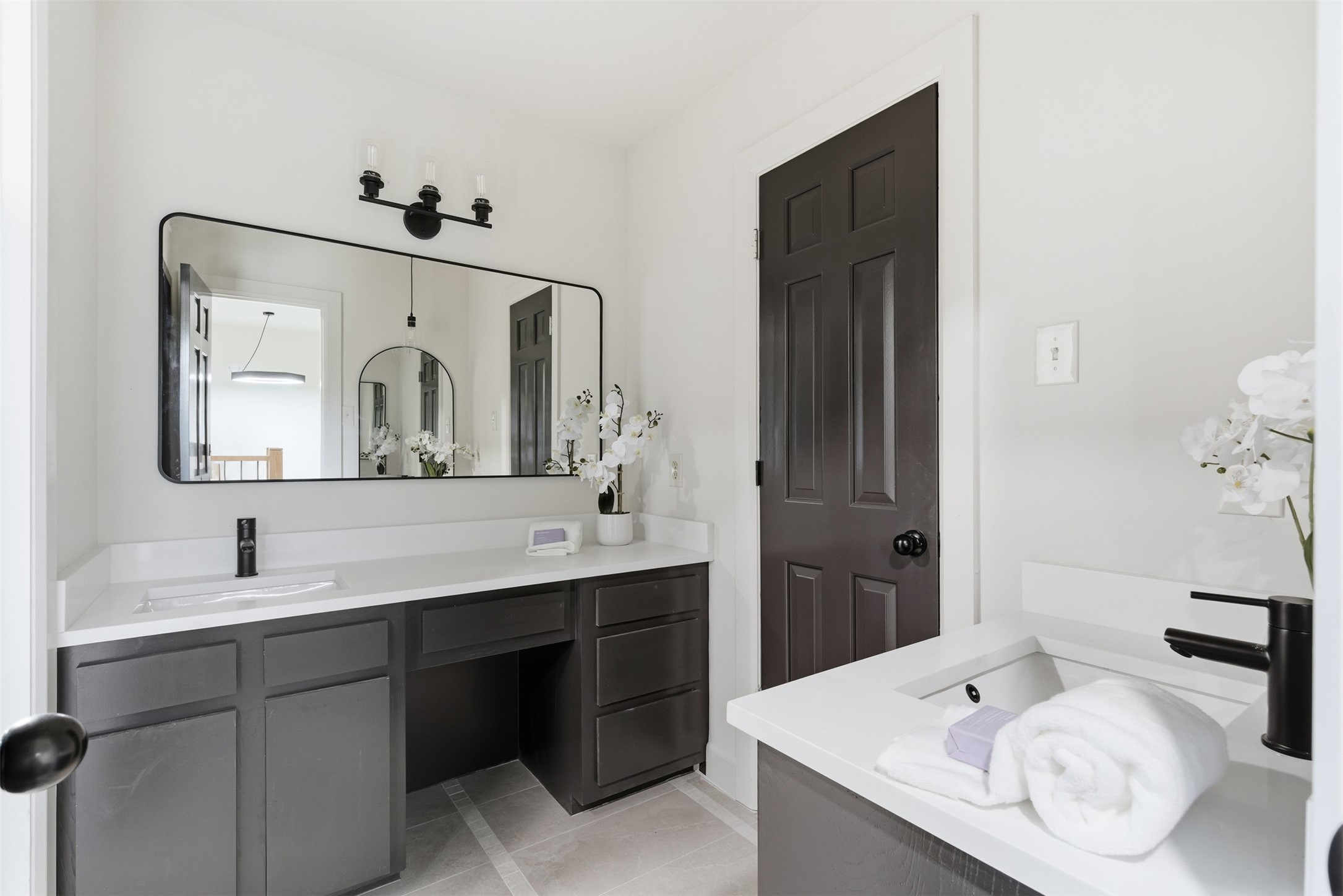 401 Rocky Canyon Court Arlington TX 76011