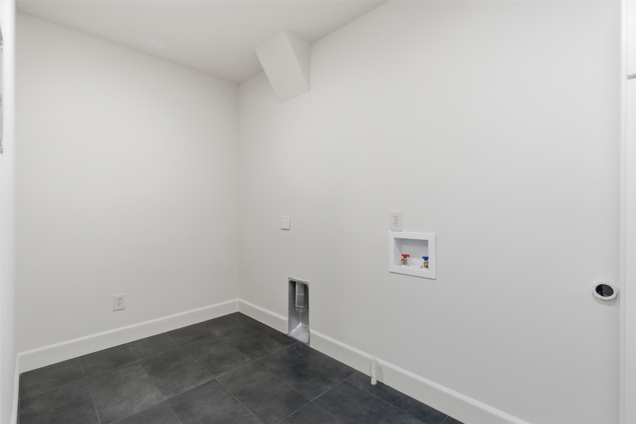 401 Rocky Canyon Court Arlington TX 76011