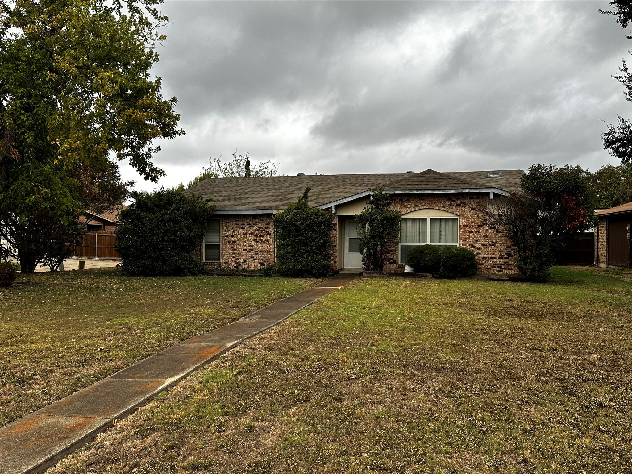 625 Edgemere Drive Garland TX 75043