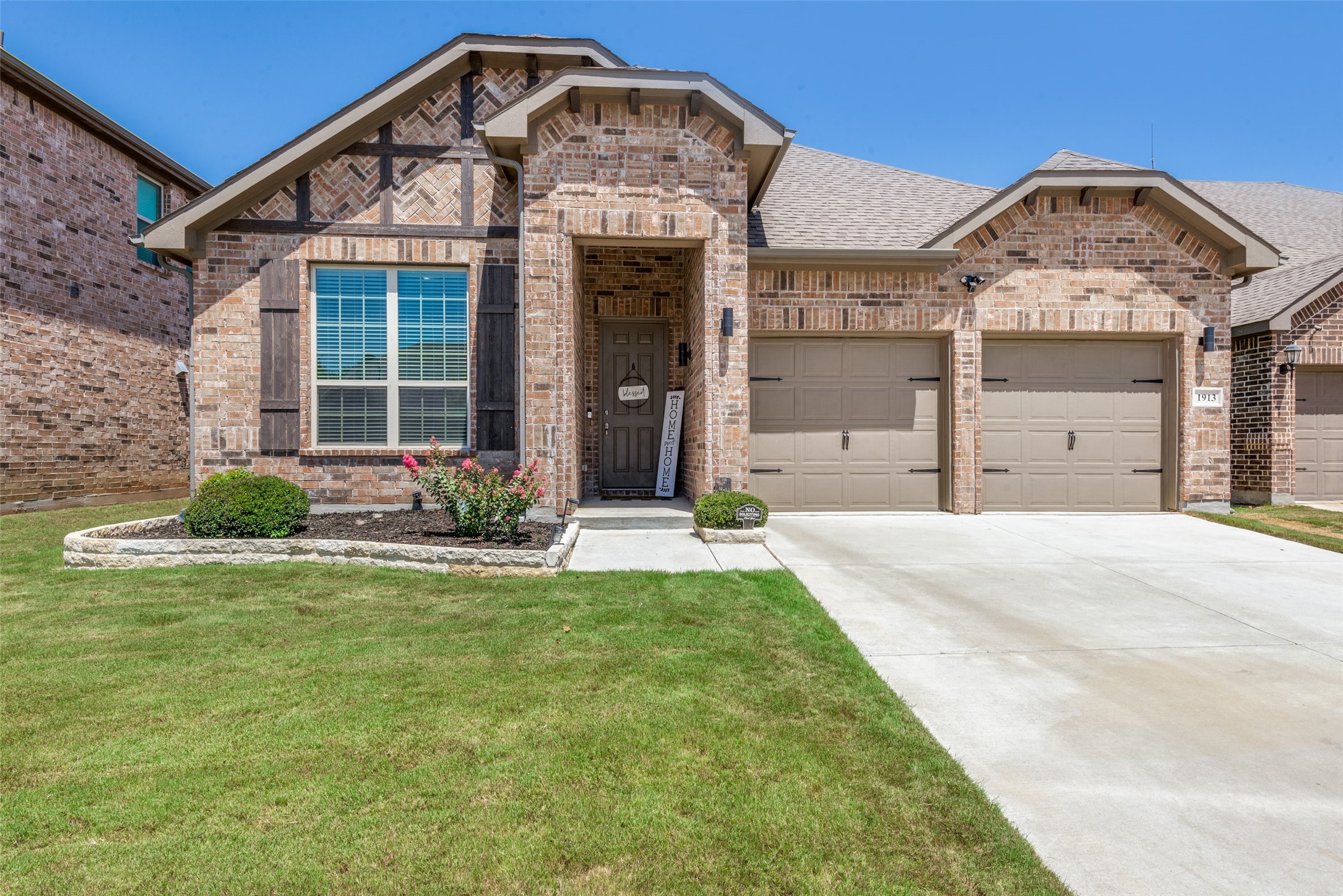 1913 Ridge Creek Lane Aubrey TX 76227
