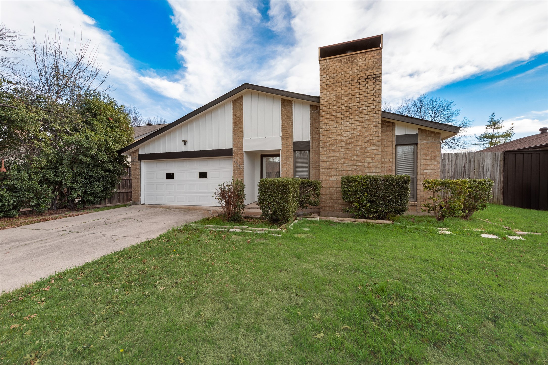 10906 Listi Drive Dallas TX 75238