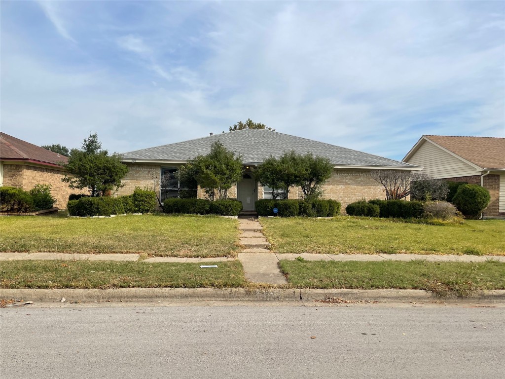 309 E Apollo Road Garland TX 75040
