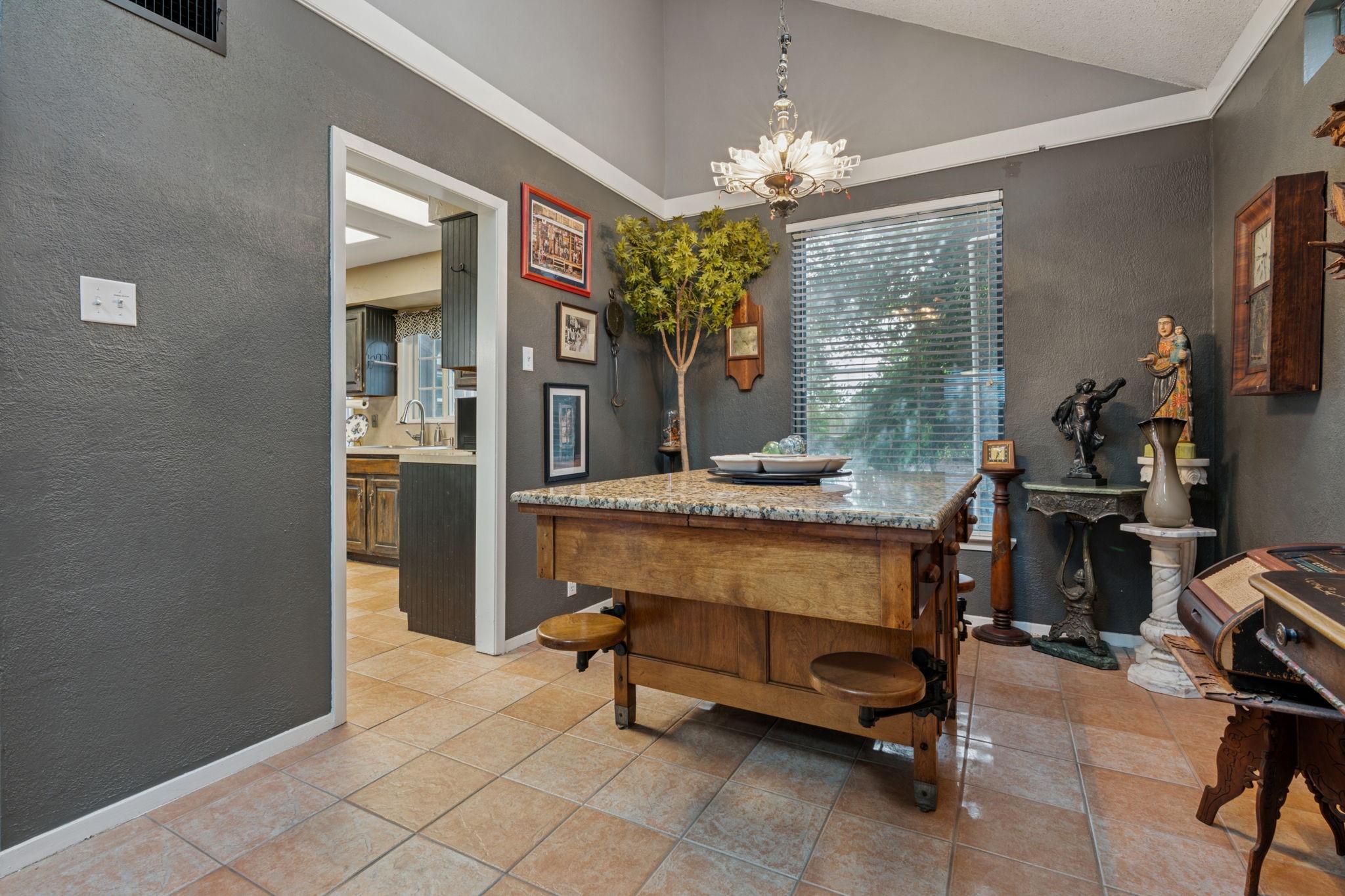 100 Taylor Road Weatherford TX 76087
