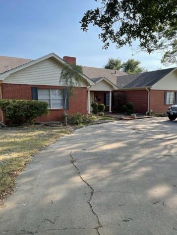 812 E Tyler Street Mexia TX 76667