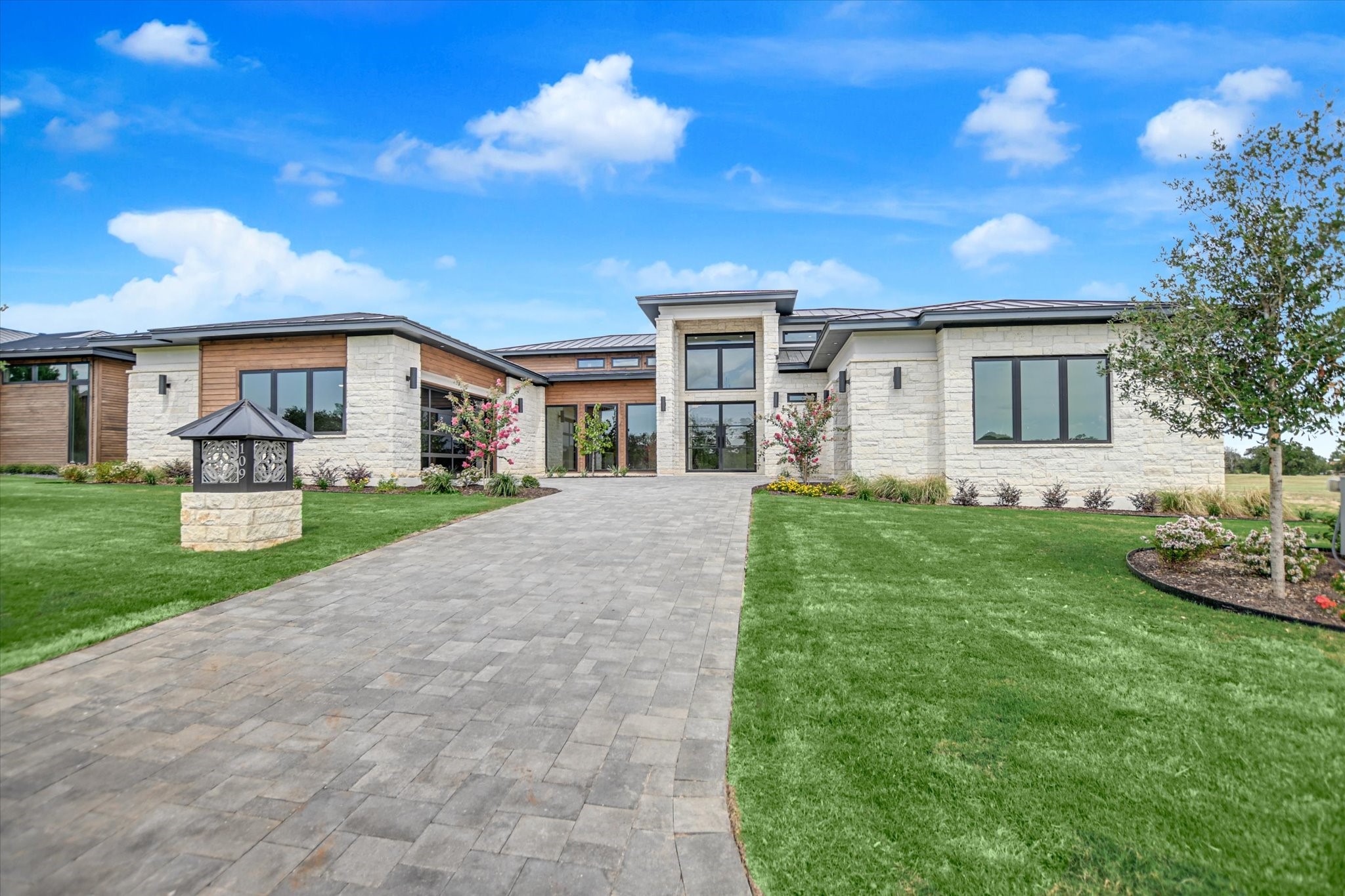 109 Island Court Horseshoe Bay TX 78657