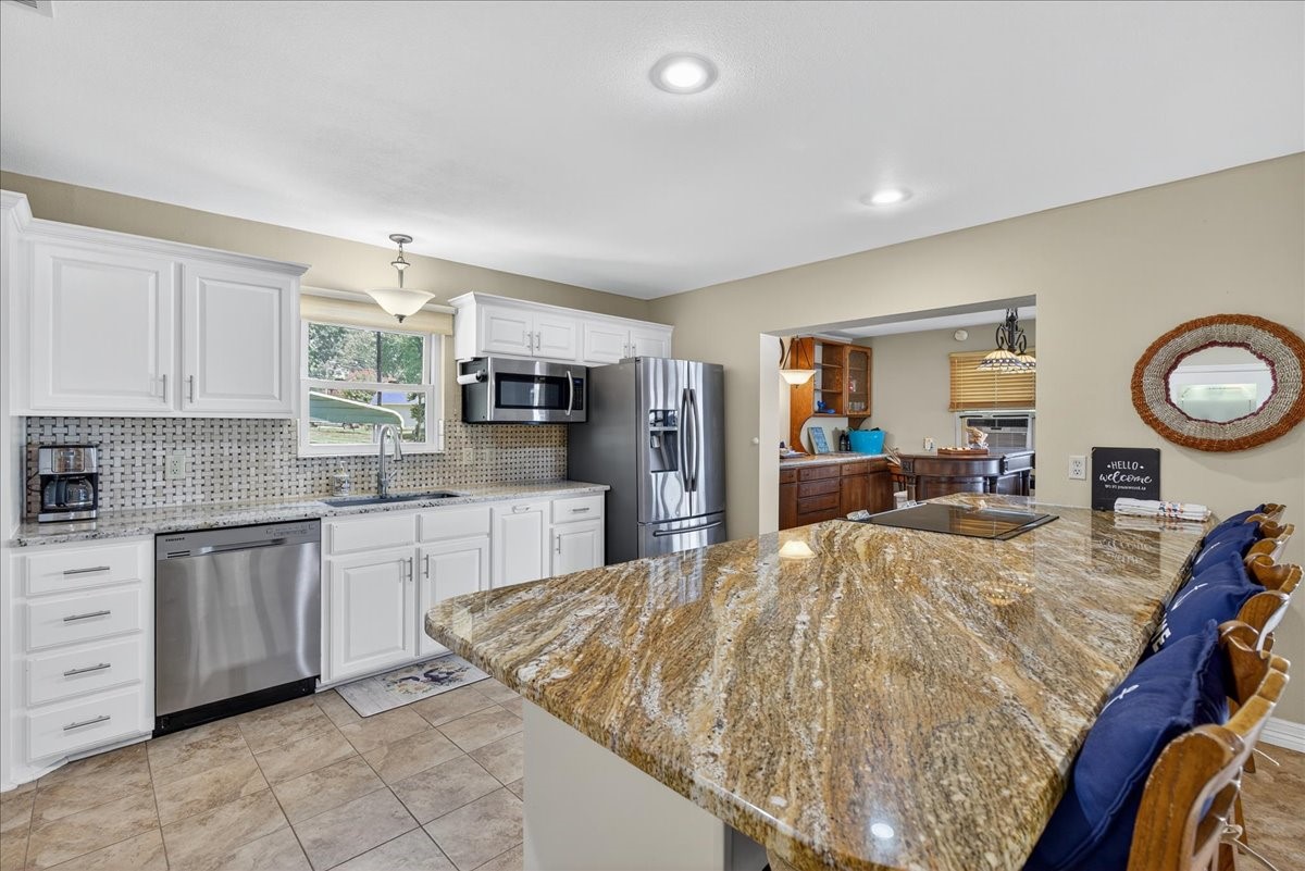 105 Bluewater Circle Mabank TX 75156