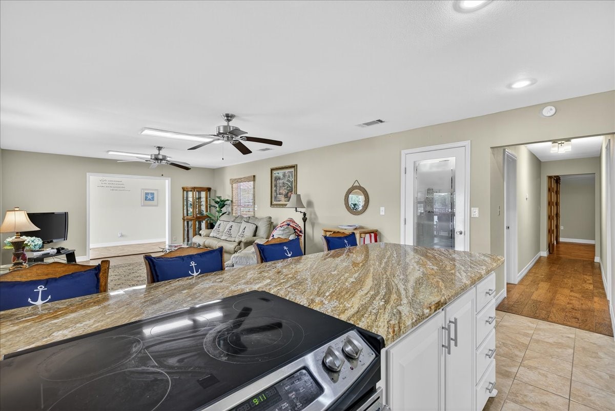105 Bluewater Circle Mabank TX 75156
