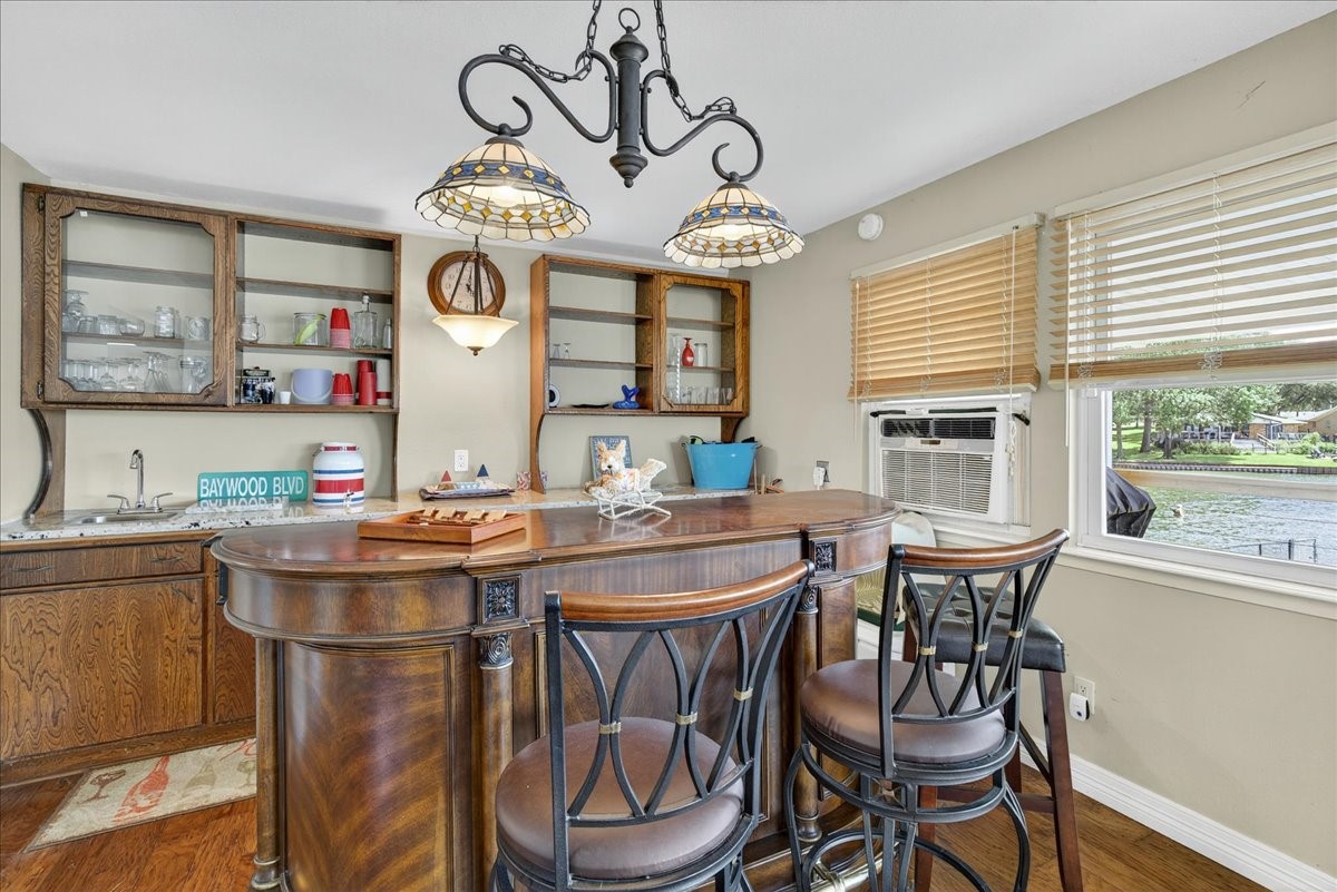 105 Bluewater Circle Mabank TX 75156