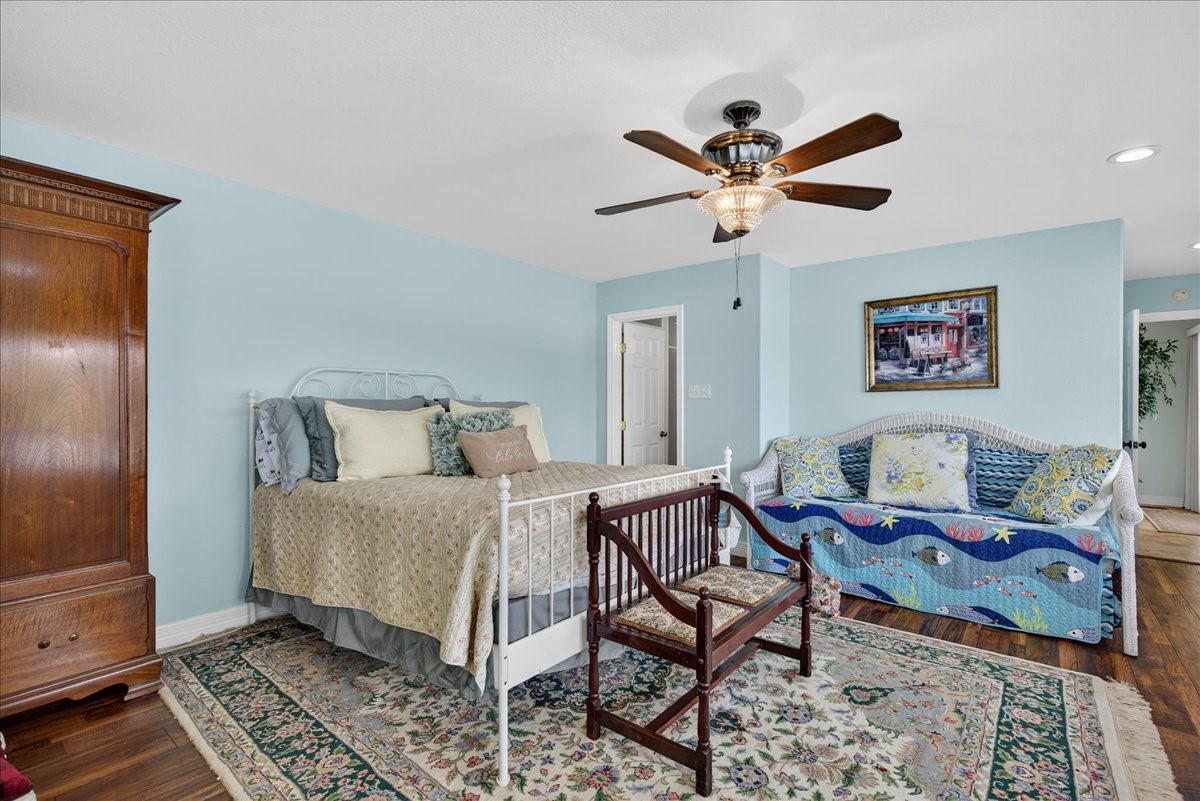 105 Bluewater Circle Mabank TX 75156