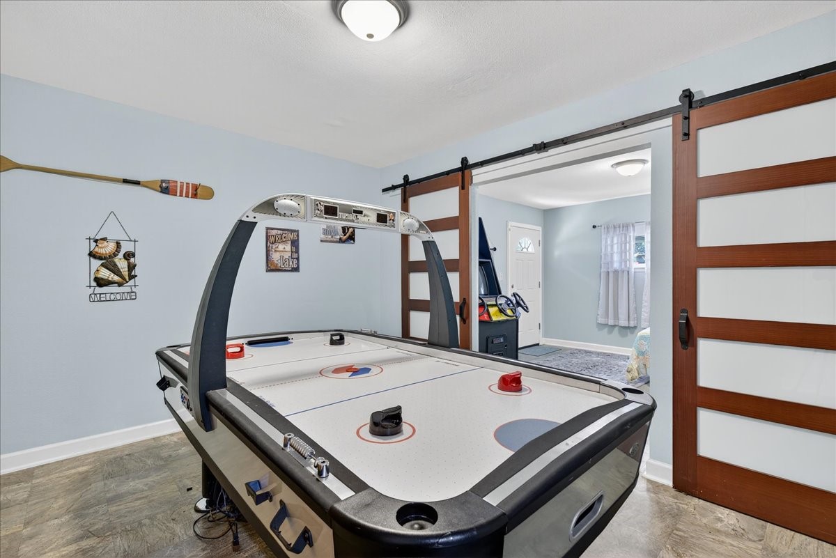 105 Bluewater Circle Mabank TX 75156