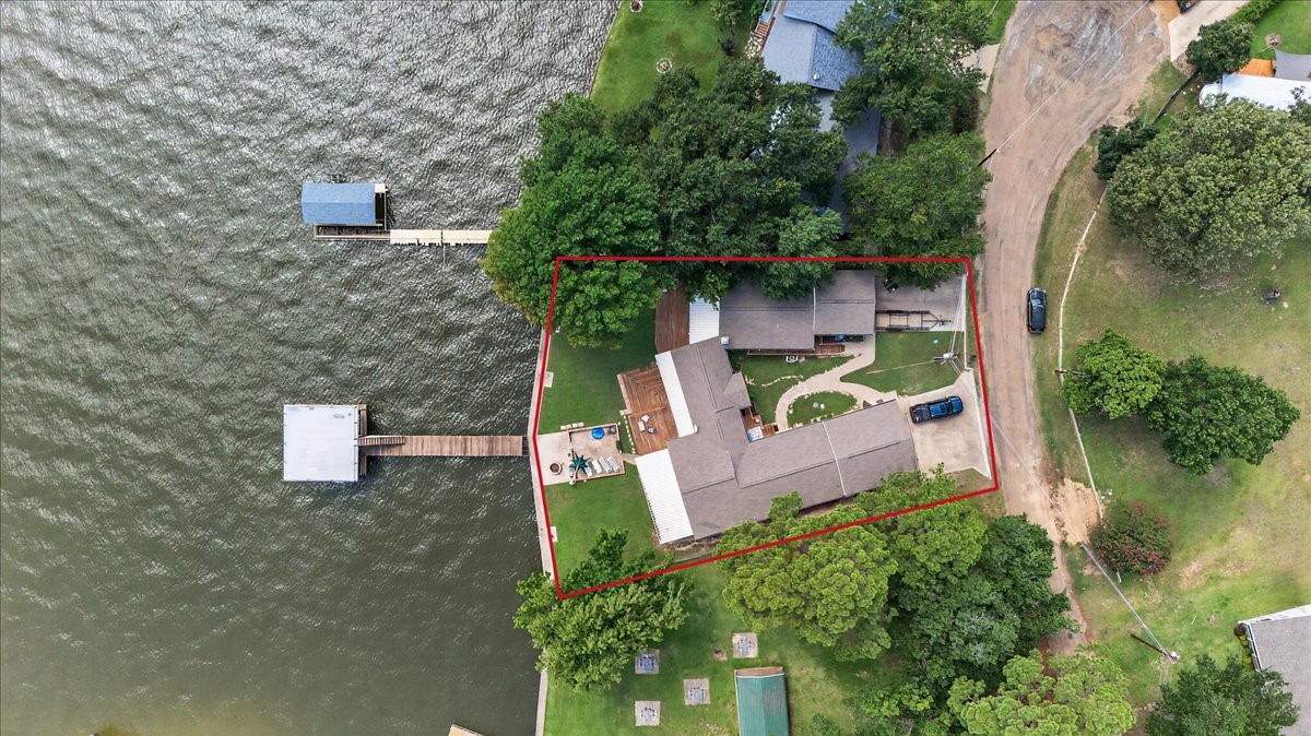105 Bluewater Circle Mabank TX 75156