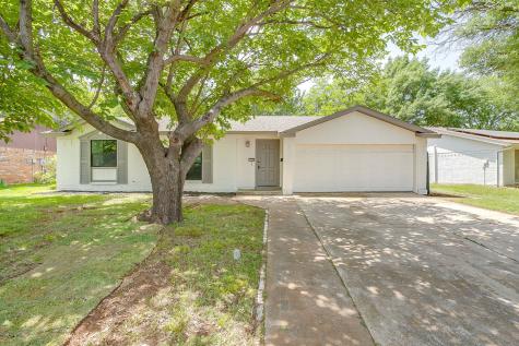 113 Quail Creek Drive Crowley TX 76036