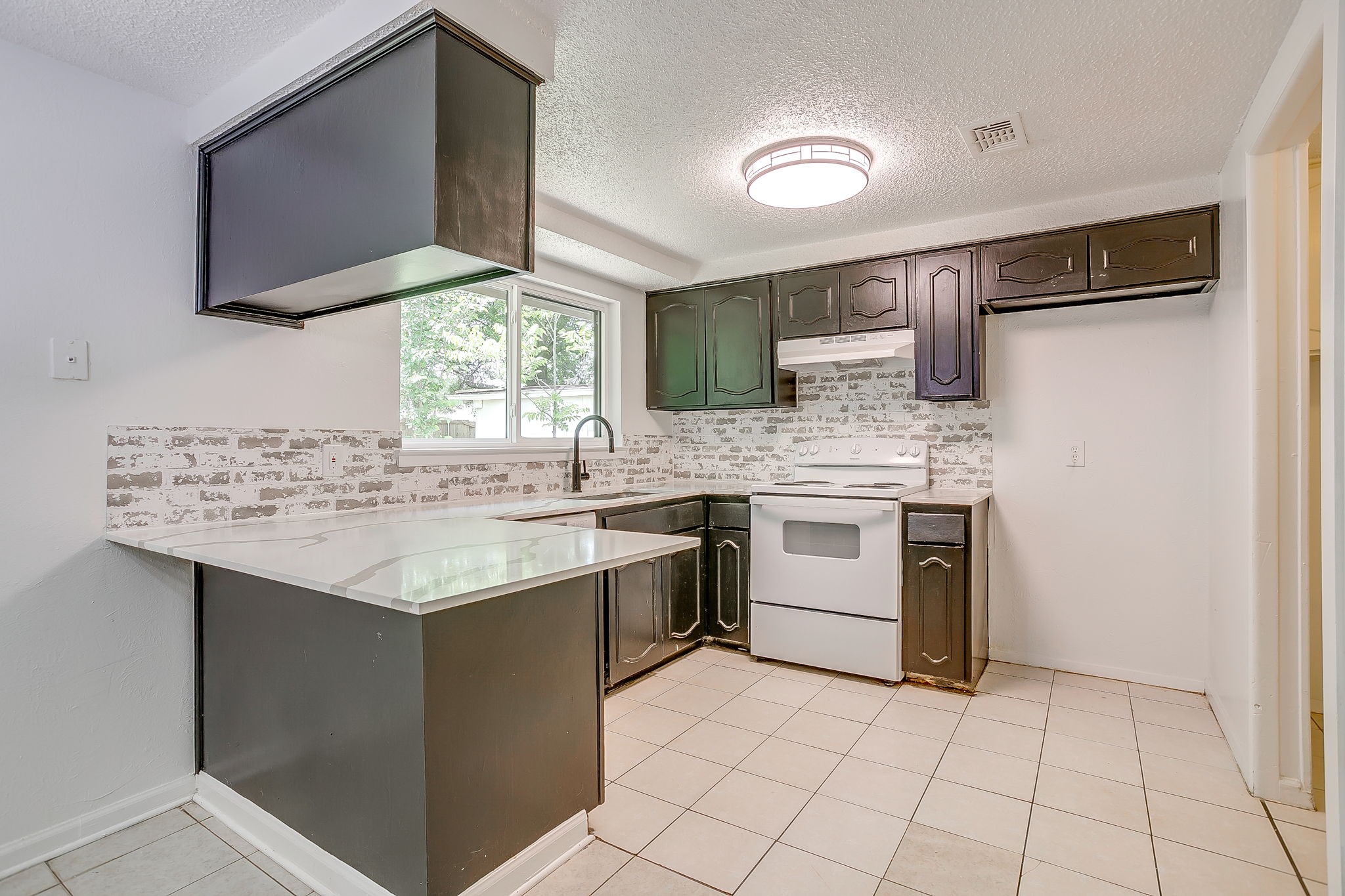 113 Quail Creek Drive Crowley TX 76036