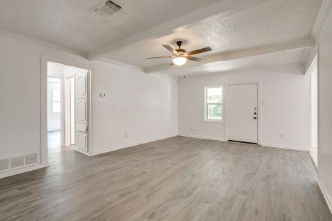113 Quail Creek Drive Crowley TX 76036