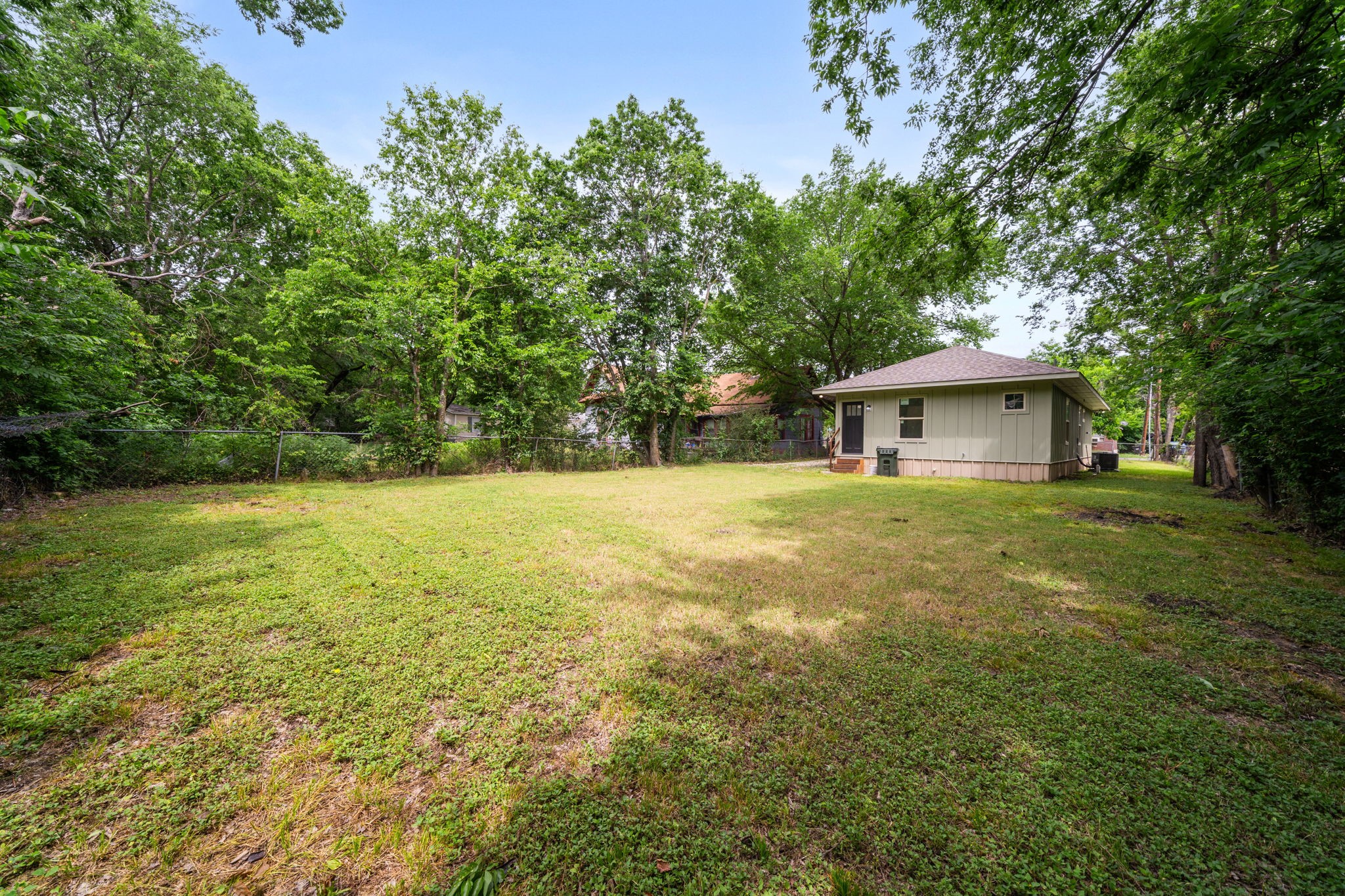 1503 E 9th Avenue Corsicana TX 75110