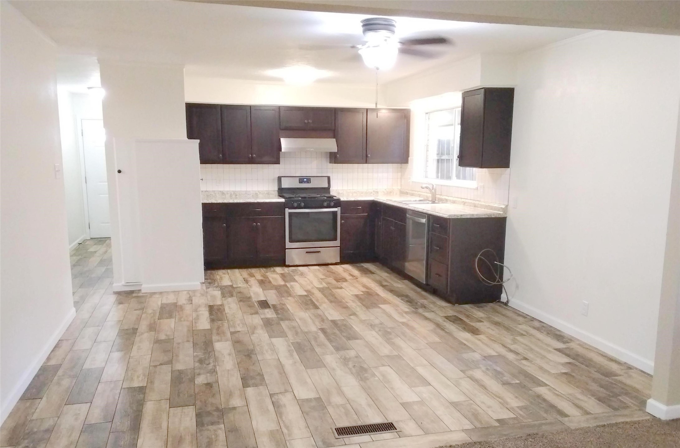 423 Columbia Circle Irving TX 75062