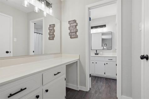 8230 Shadow Wood Drive Woodway TX 76712