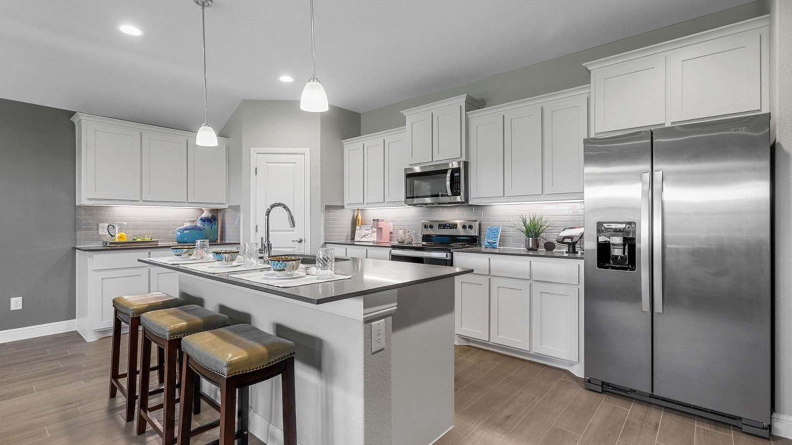 1422 Canterbury Trail Desoto TX 75115