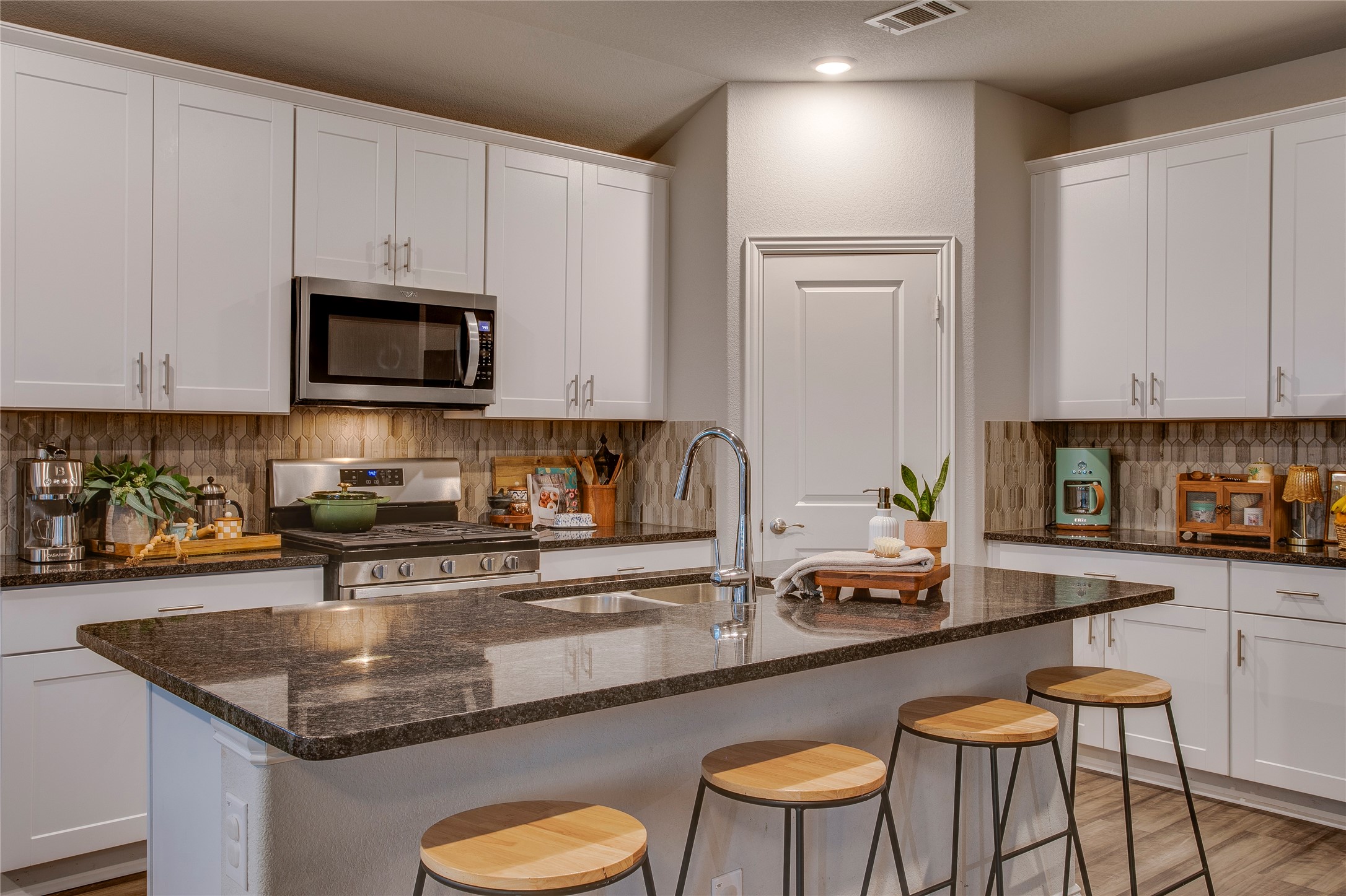 3012 Prairie Trail Avenue Aubrey TX 76227