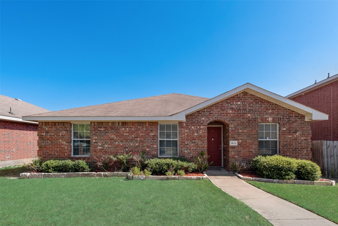 1926 Ryder Drive Lancaster TX 75146
