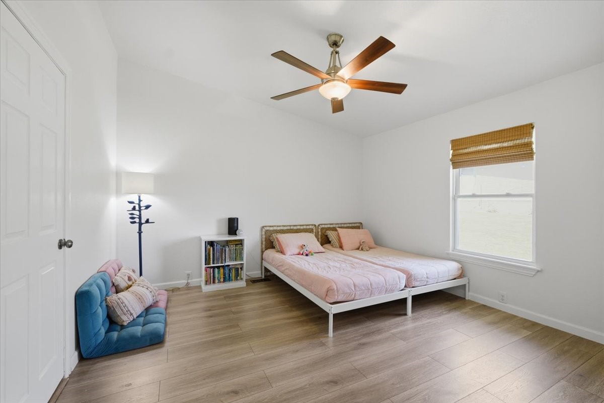 1905 Dakar Road E Fort Worth TX 76116