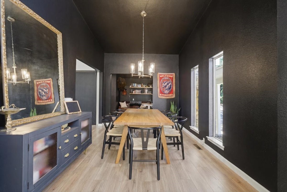 1905 Dakar Road E Fort Worth TX 76116