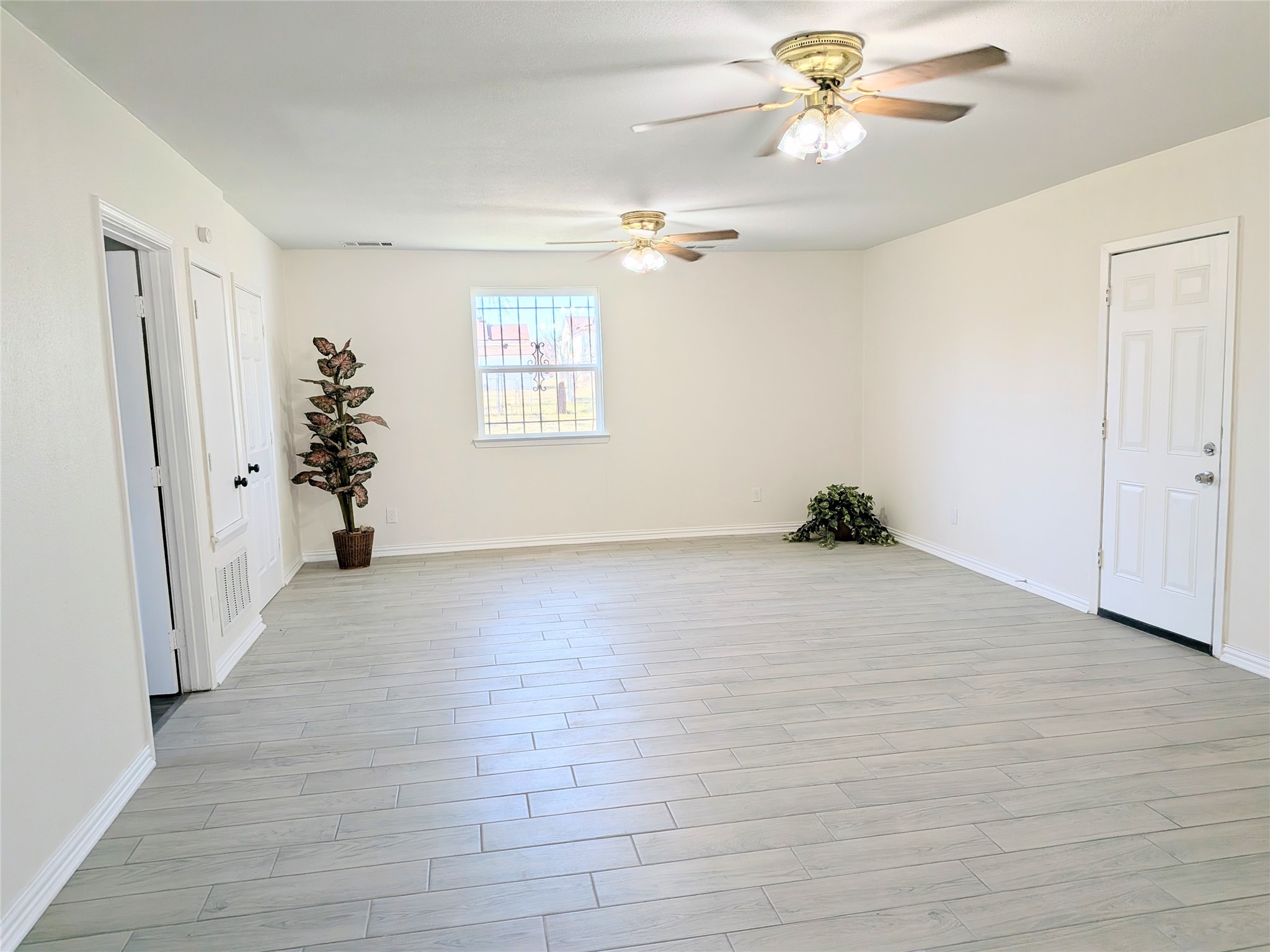 3051 Utah Avenue Dallas TX 75216
