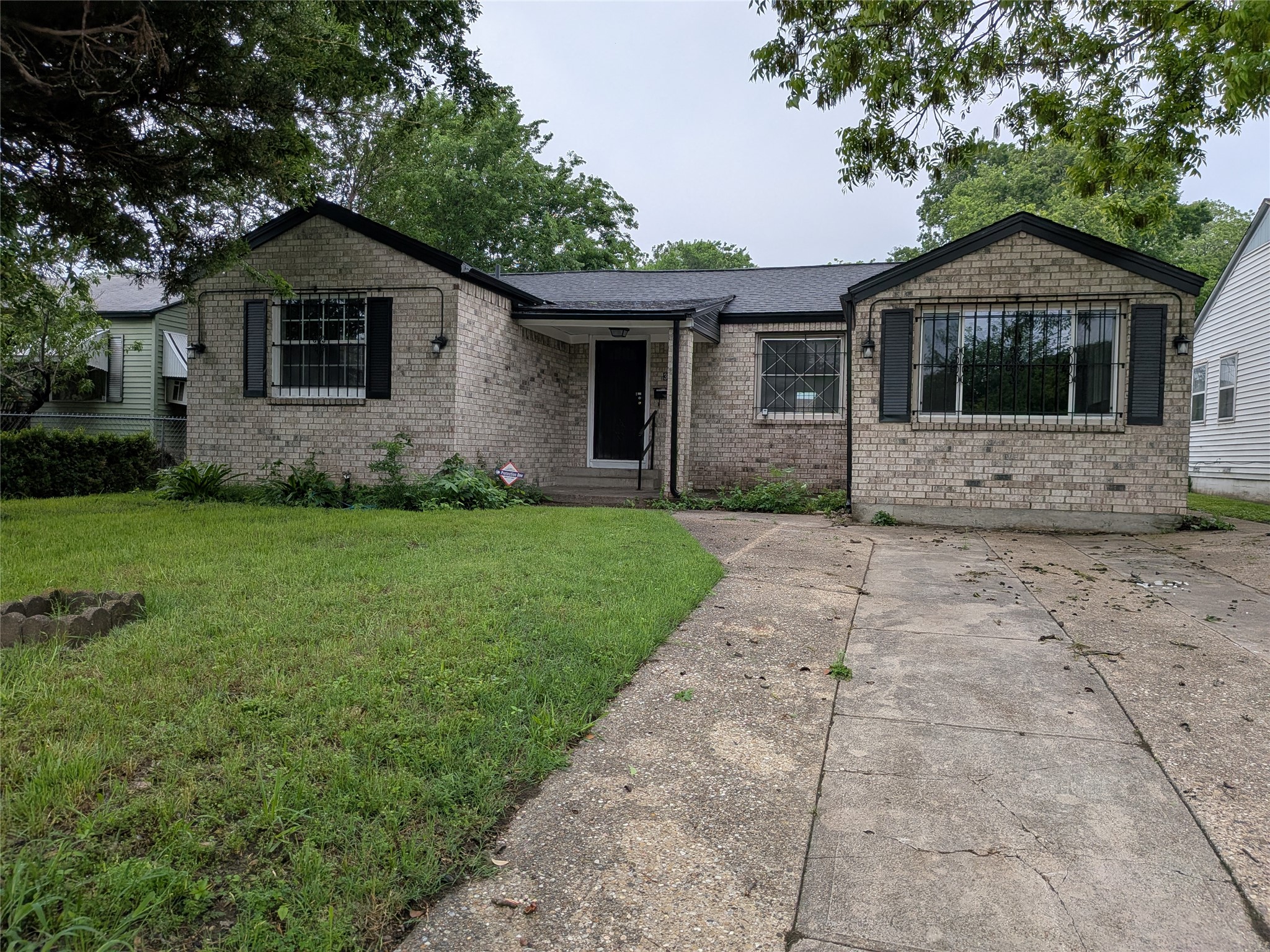 3051 Utah Avenue Dallas TX 75216