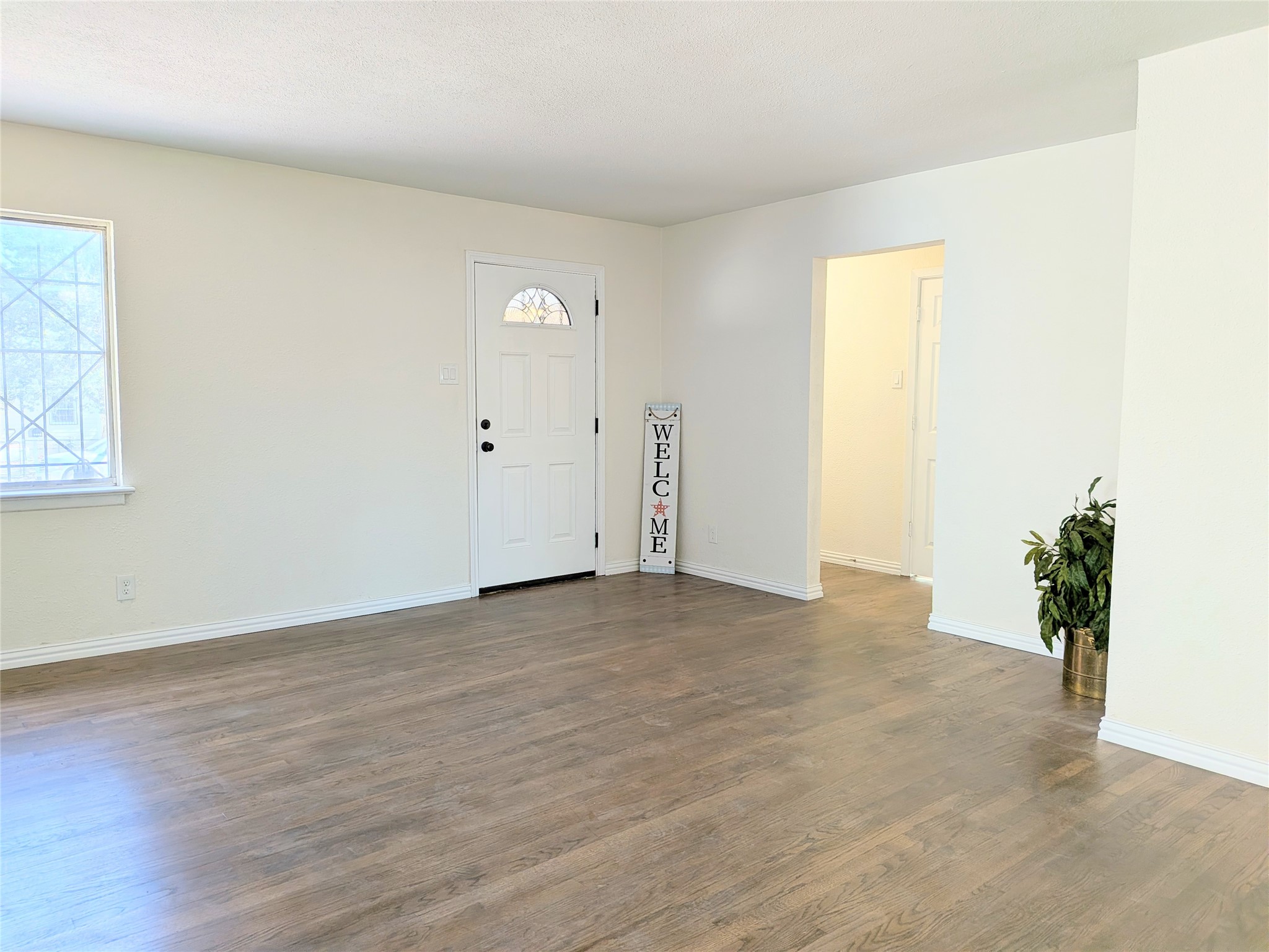 3051 Utah Avenue Dallas TX 75216